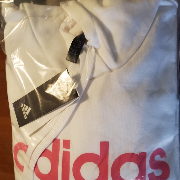 🌸Adidas Linear Fleece Hoodie - Picture 5 of 5